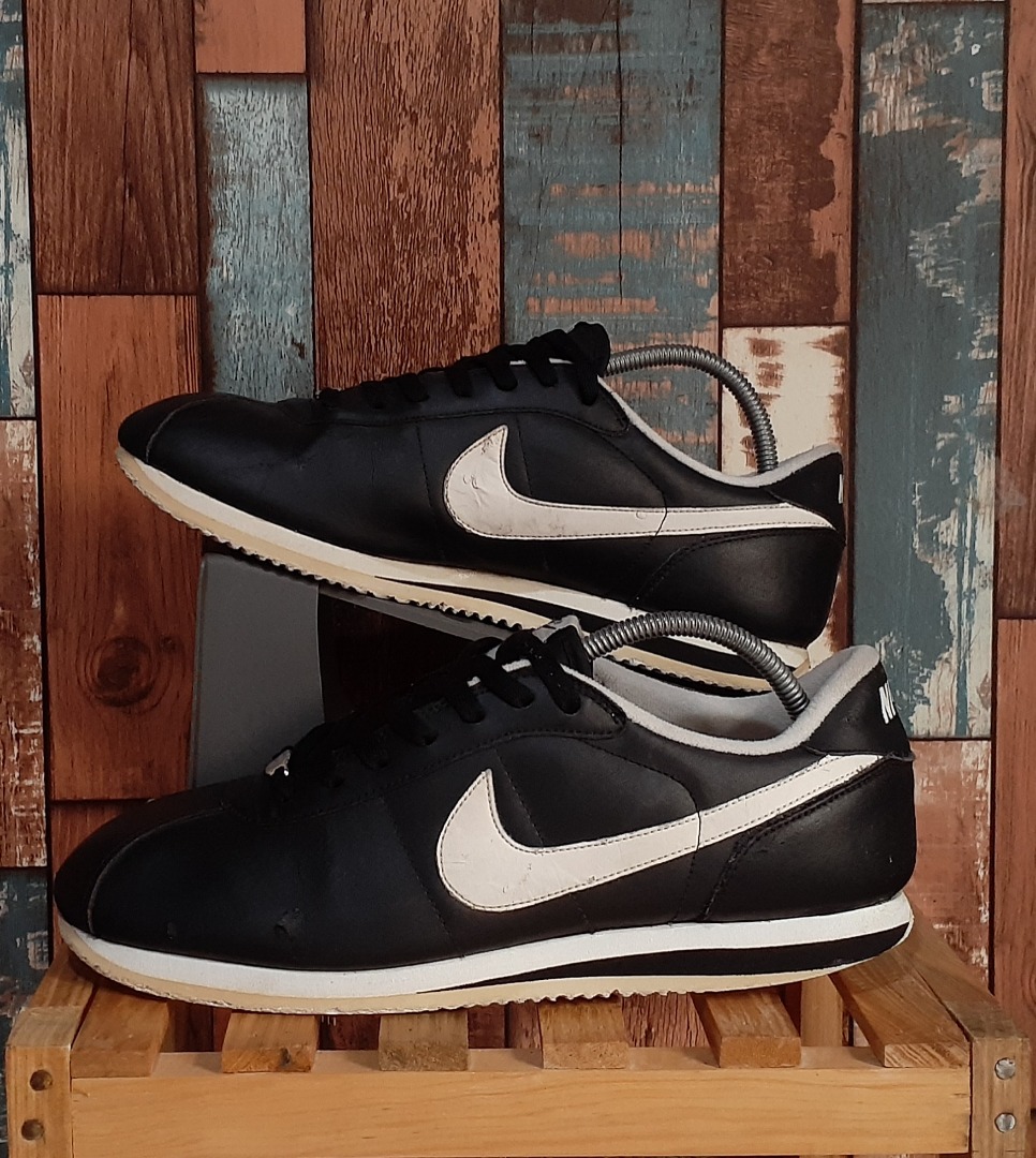 sepatu cortez