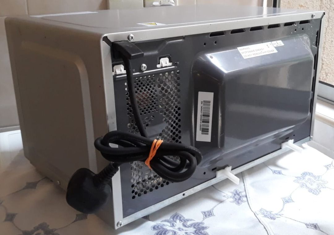 SHARP MICROWAVE OVEN with Grill R613CST 20L, TV & Home Appliances, Kitchen Appliances, Ovens