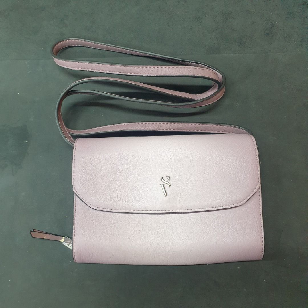 Simply vera vera wang signature envelope crossbody bag 2025