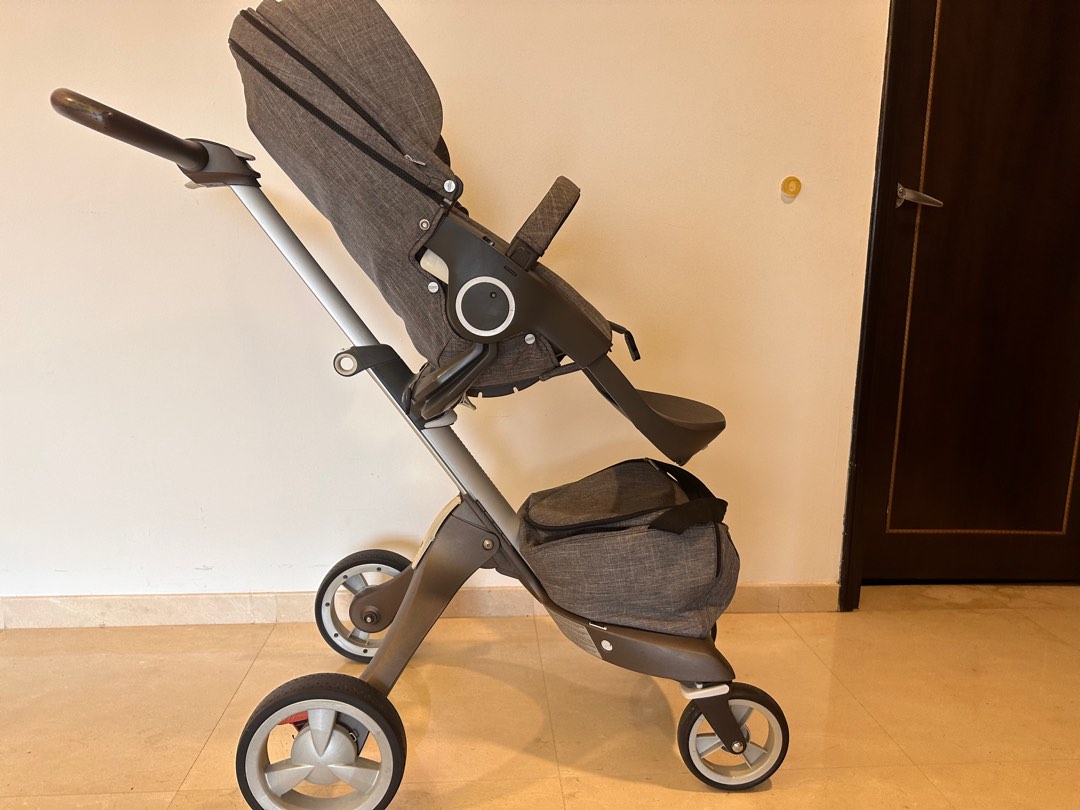 Stokke Xplory V3 Pram Stroller signs of use but works a charm