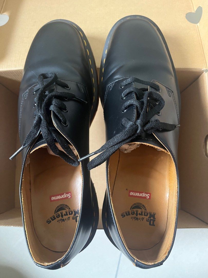 Supreme x dr.martens vintage smooth, 他的時尚, 鞋, 休閒鞋在旋轉拍賣