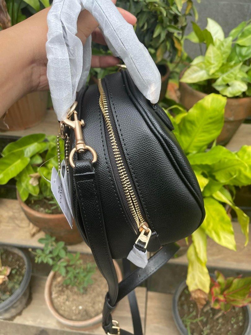Sydney Satchel (Category: Luxury Bags & Wallets) located in Rizal. Submitted by onlinedepotwholesale2nd (Listing ID 1224743047, Image 2). Description: Sydney Satchel size: 8”L x 5”W x 6”H 2400.