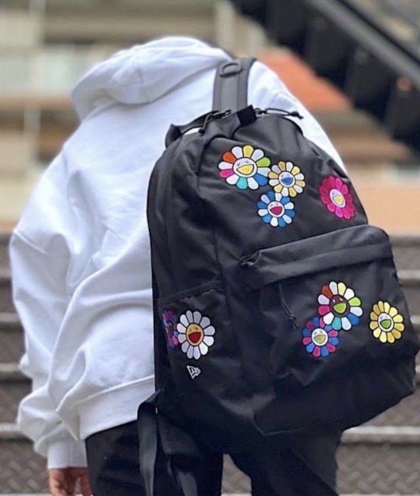 即納高評価 NEW - LIGHT PACK TAKASHI MURAKAMI FLOWER BLACKの通販 by