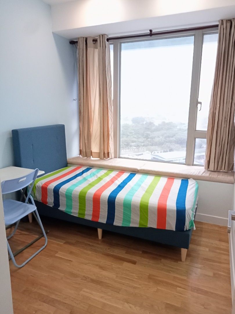 The Centris Common room and master room, Property, Rentals, Room