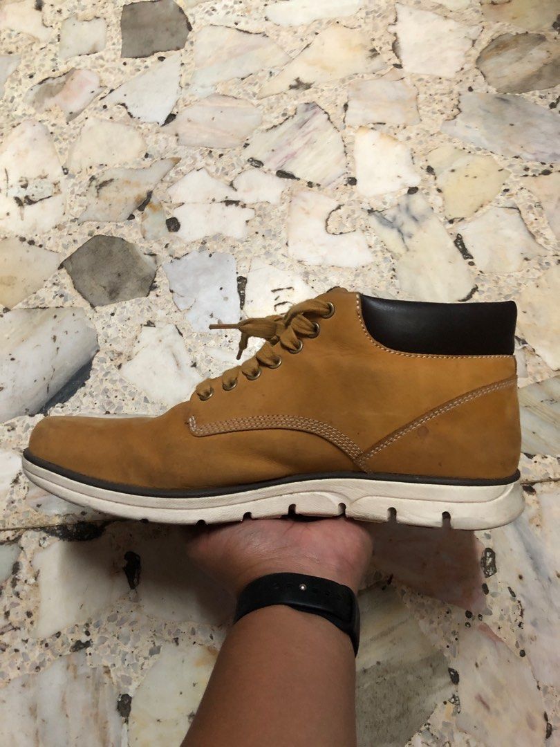 Bradstreet chukka for men in yellow new arrivals