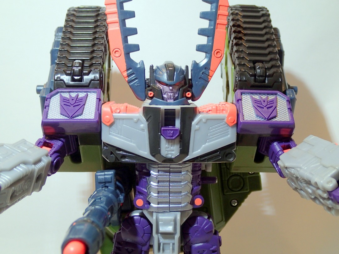 Transformers Armada Megatron with Leader1 Minicon figure, Hobbies & Toys, Collectibles