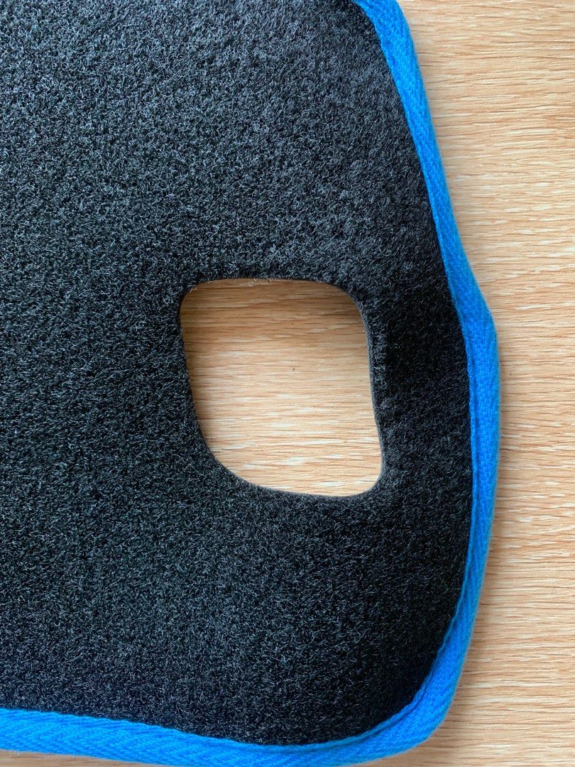 Universal Dashboard Fabric Cover!, Car Parts & Accessories, Other