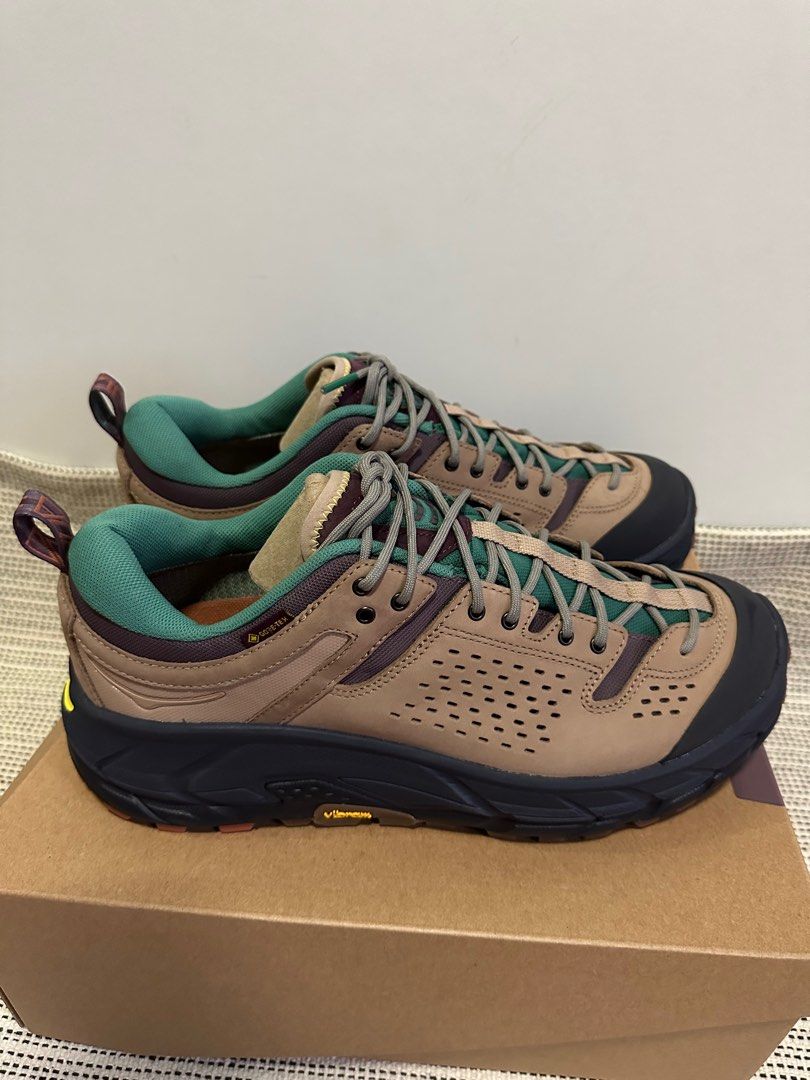 US10.5,11 ]現貨Hoka one one x bodega Ultra Tor low, 男裝, 鞋, 波鞋