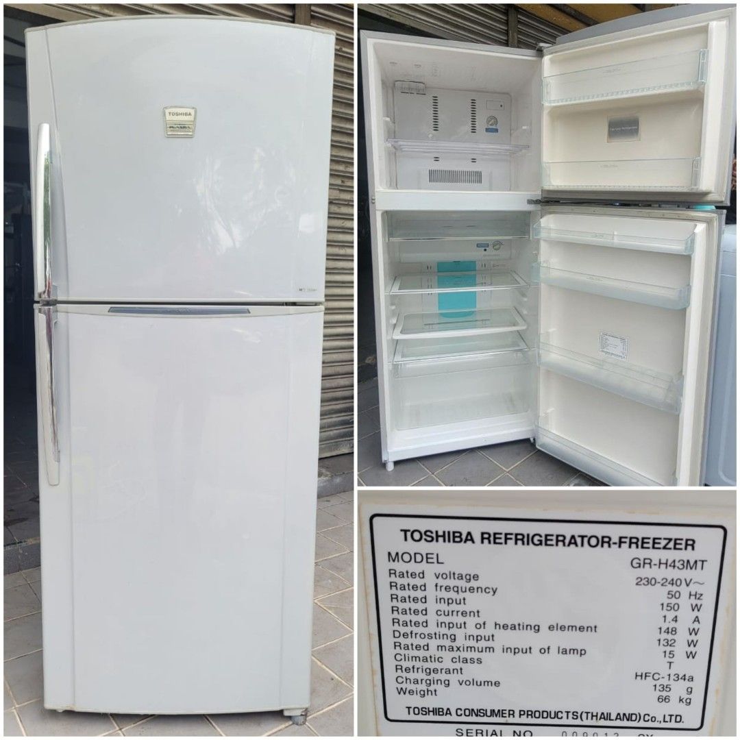 Used Toshiba 2 doors fridge 400L, refrigerator peti sejuk peti ais