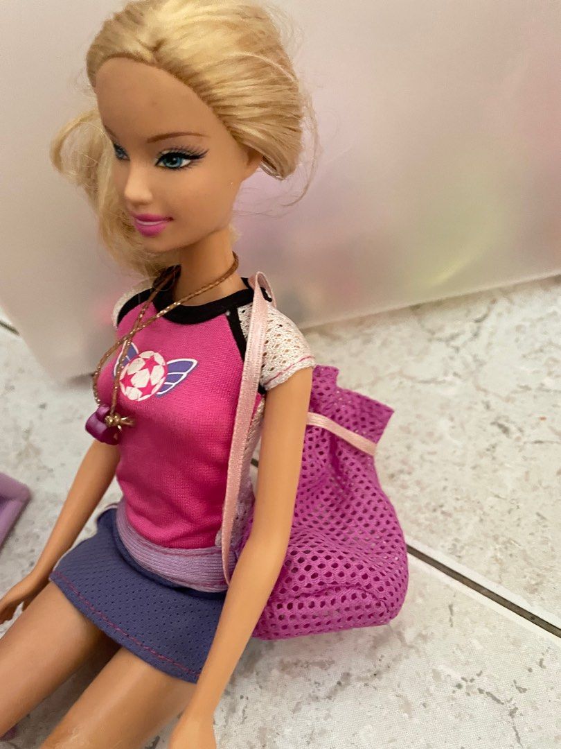 Vintage Barbie doll 2006 Football, 2004 Barbie Kelly Tooth time, Swan