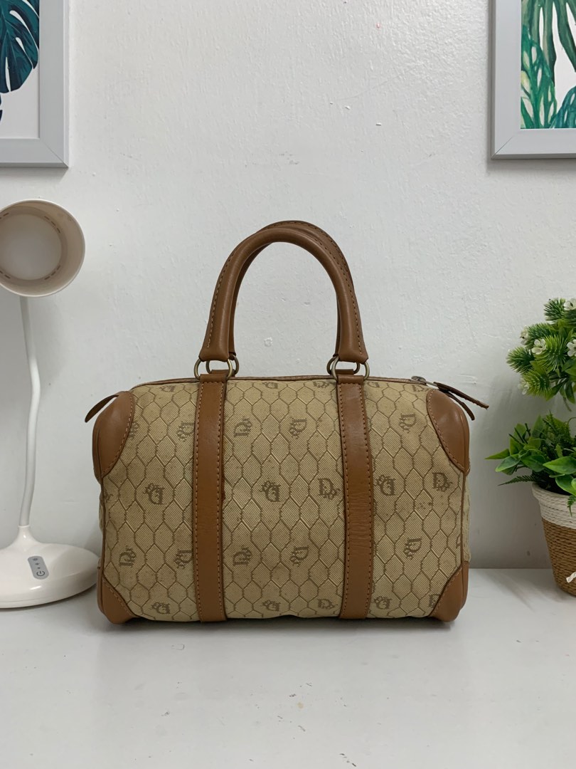 CHRISTIAN DIOR SPEEDY 25' 2 WAY BAG, Women's Fashion, Bags & Wallets, Tote  Bags on Carousell