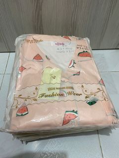 （分類：）位於 。 由 themoonlightstar 提交（商品編號 1224906439，圖片 1）。簡介： 。