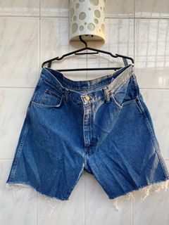 (Category: ) located in . Submitted by nikechaps (Listing ID 1224817633, Image 1). Description: .