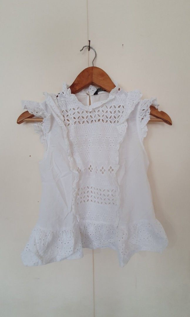 The Shirin Eyelet Top-White main image 0
