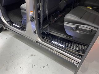 Toyota Noah R90 Model Scuff Plate with LED lights 