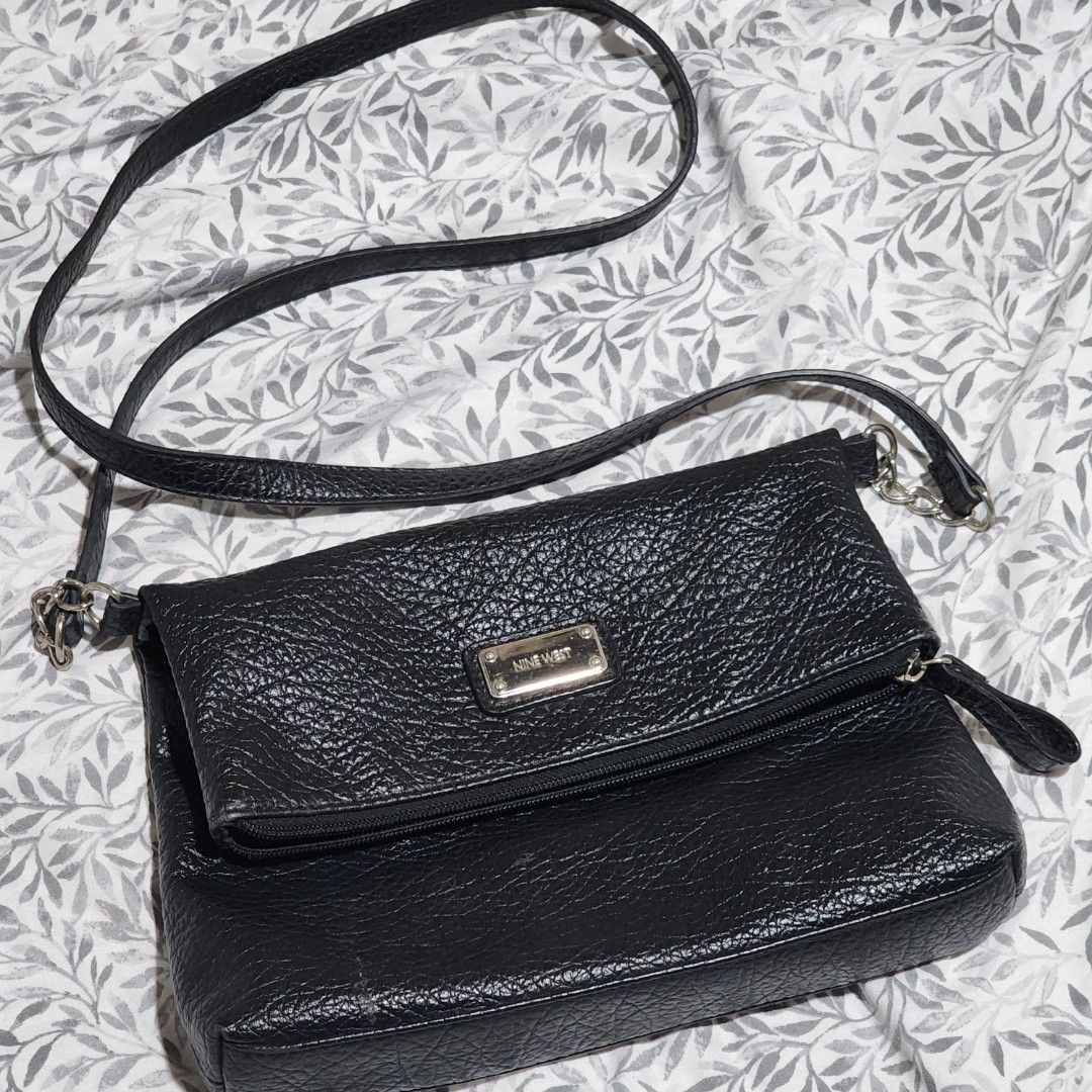 💯 NINE WEST Black Sling Bag (Category: Cross-body Bags) located in Quezon City. Submitted by sun_riser (Listing ID 1225049765, Image 1). Description: ❤️ Bought in L.A. ❤️ My personal fave ❤️ Clean inside out ❤️ No other inclusions ❤️ Price is negotiable ❤️ NO RETURN AFTER TRANSACTION. ALL SALES ARE FINAL ❤️ PAYMENT FIRST.