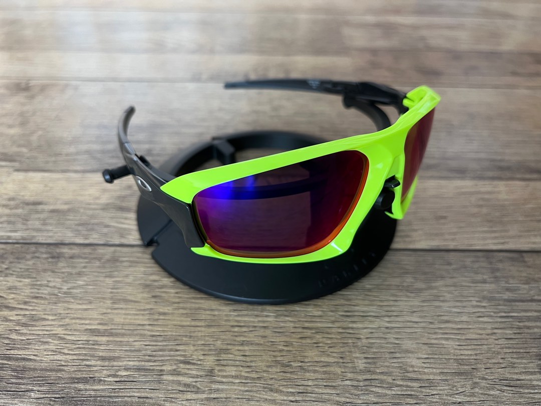 Oakley field clearance jacket prizm road