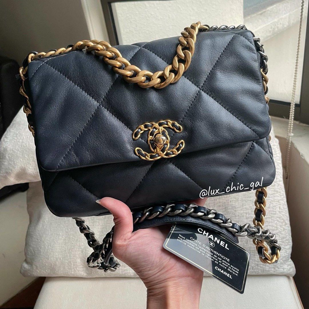 AUTHENTIC CHANEL 19 Navy Blue Small Flap Bag 💙 FULL BOX SET
