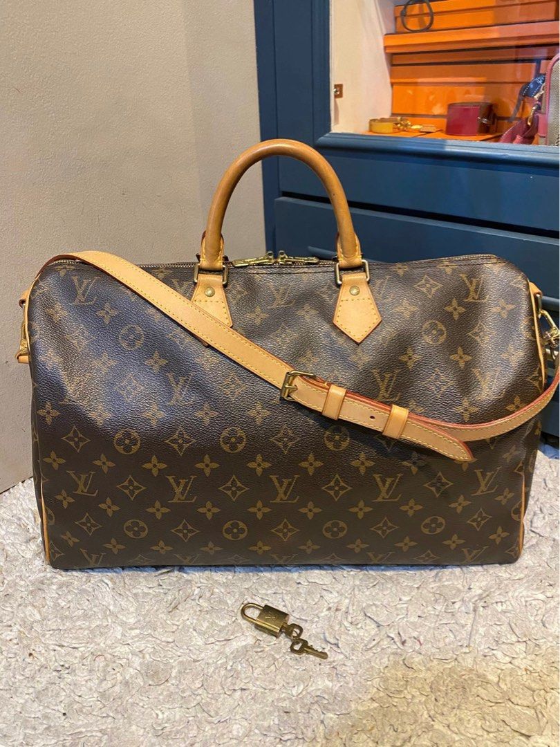 ☑️Authentic LV Speedy 40 Bandouliere Monogram [2011], Luxury, Bags &  Wallets on Carousell