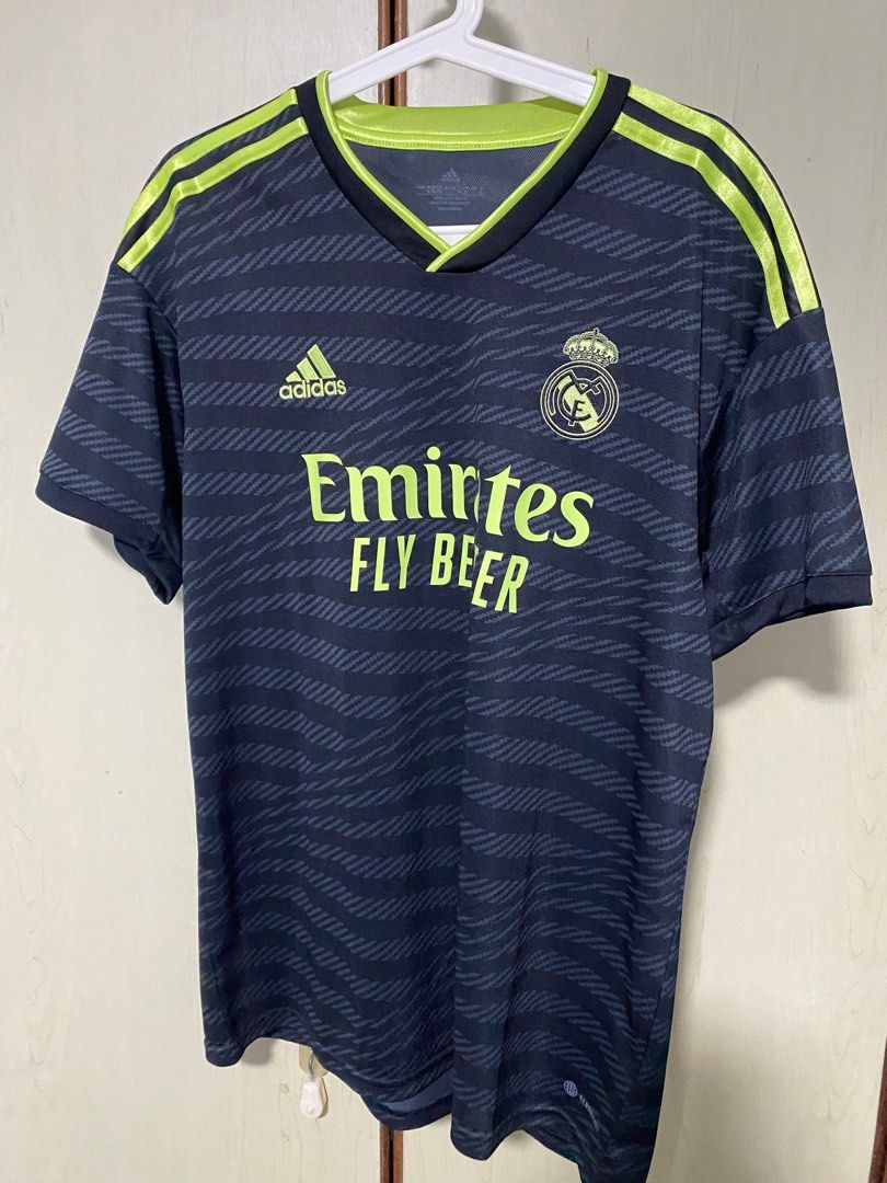 Authentic Real Madrid jersey, Men's Fashion, Activewear on Carousell