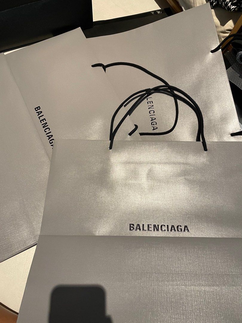 paper balenciaga