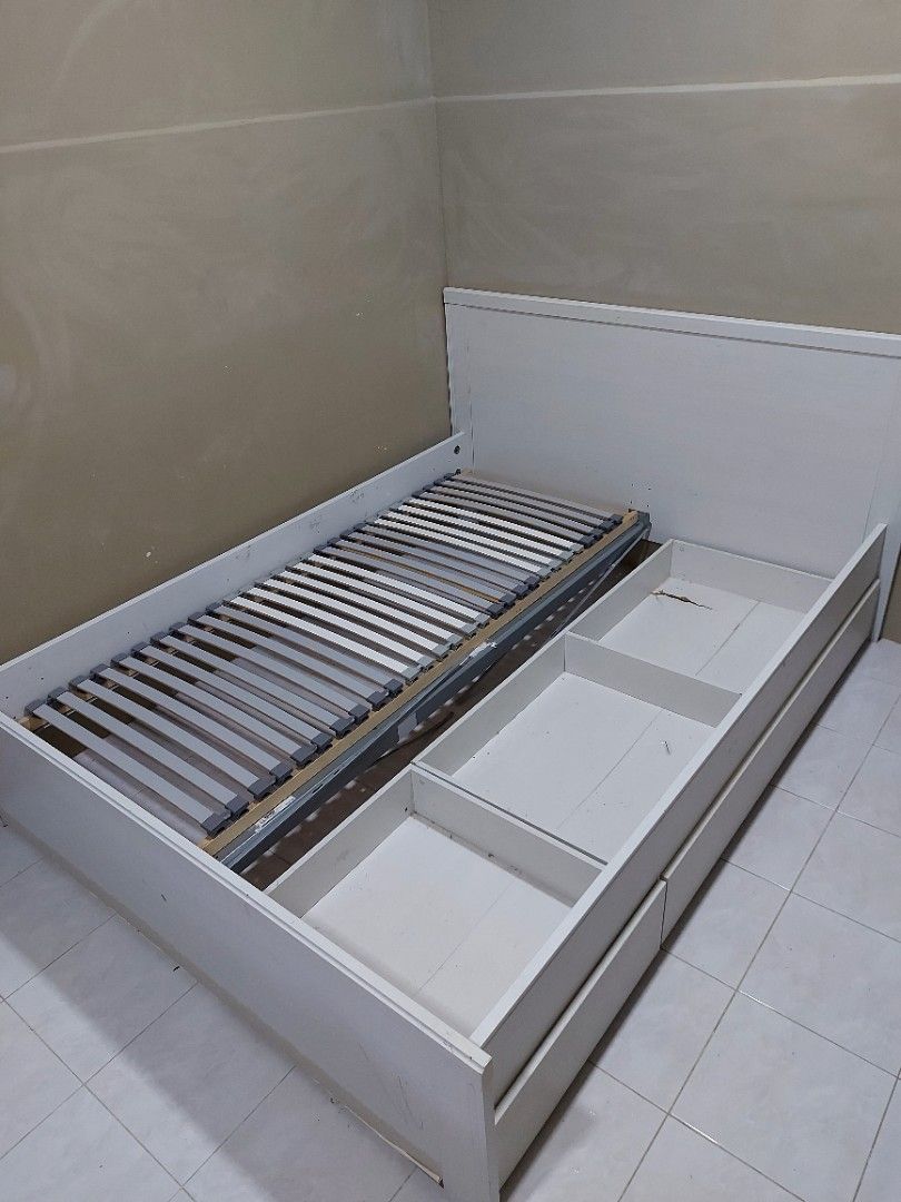 Bed Frame + Lonset Slats, Furniture & Home Living, Furniture, Bed