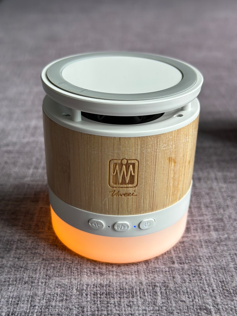 Bluetooth Speaker with Qi wireless charger, Audio, Soundbars, Speakers