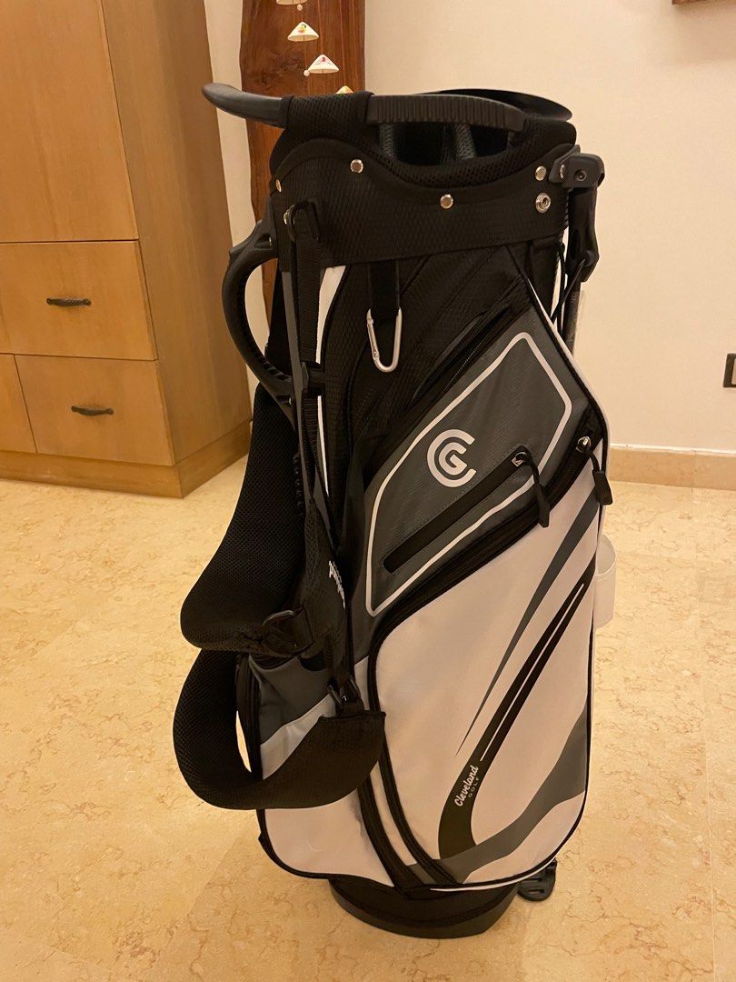 Brand New Cleveland CG Golf Stand Bag Sports Equipment Sports