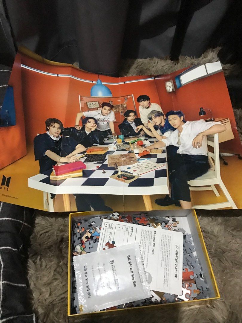 BTS butter jigsaw puzzle, Hobbies & Toys, Memorabilia & Collectibles, K