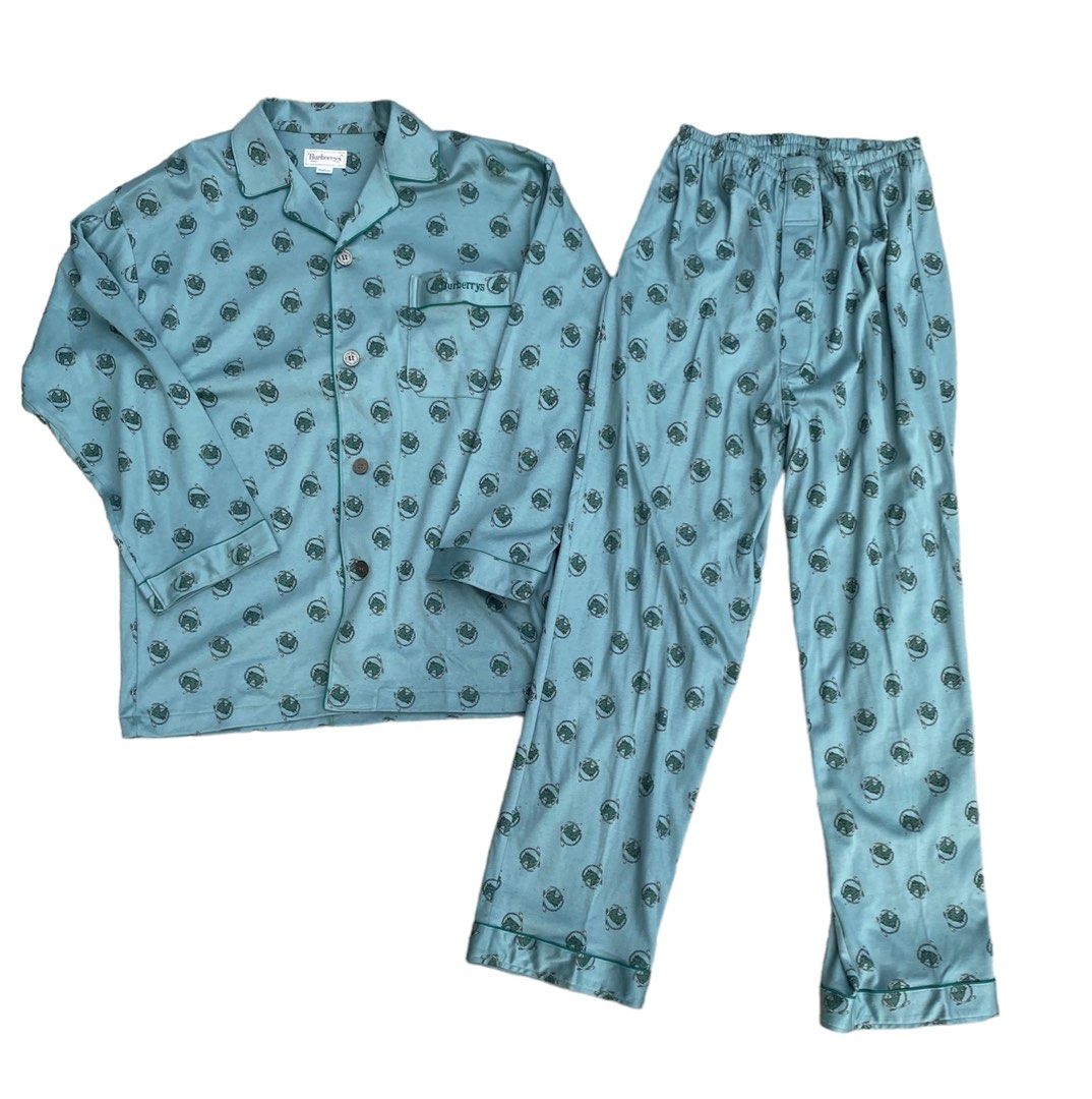 Burberry sleepwear set, Men's Fashion, Tops & Sets, Sleep and Loungewear on  Carousell