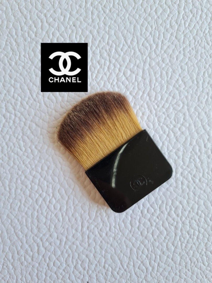 Chanel brush, Beauty & Personal Care, Face, Makeup on Carousell