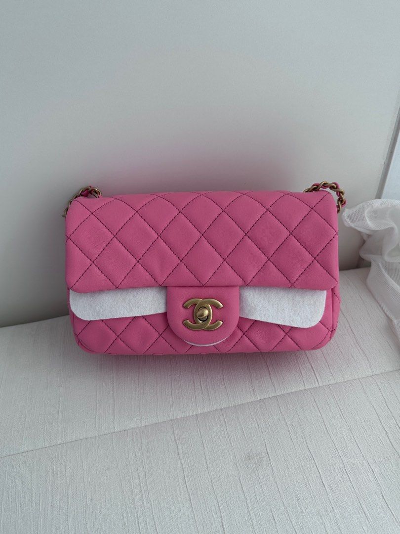 Chanel 22s mini flap pink pearl crush bag, Luxury, Bags & Wallets on  Carousell