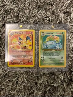Charizard 2002 & Venusaur 1995 Pokemon Cards