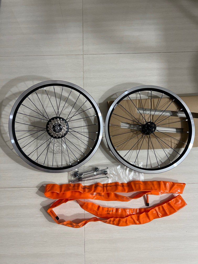 Chpt 3V4 rims, cogset and inner tubes, Sports Equipment, Bicycles