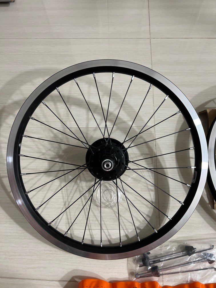 Chpt 3V4 rims, cogset and inner tubes, Sports Equipment, Bicycles