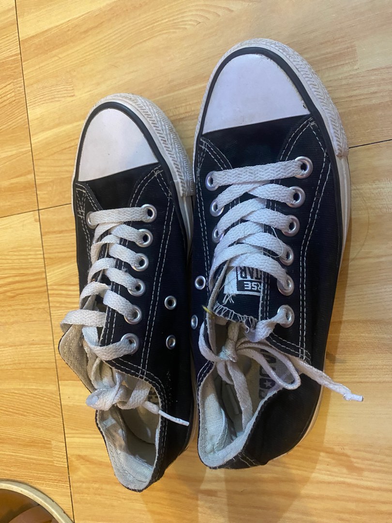 Converse Low on Carousell