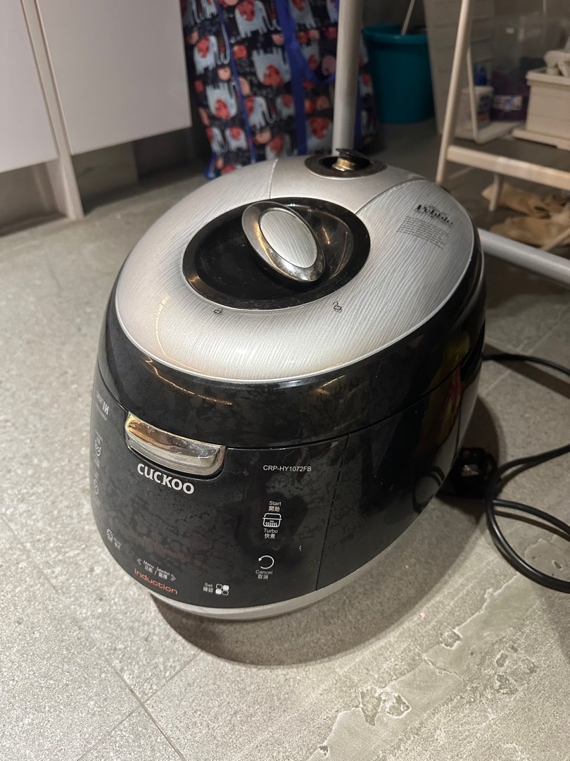 Cuckoo rice cooker pressure rice cooker, Furniture & Home Living