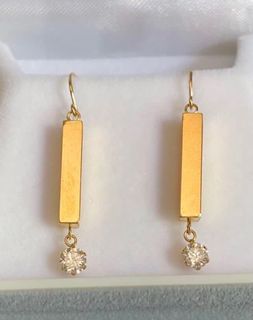 Dangling Gold Bar  Earrings with Natural Diamond