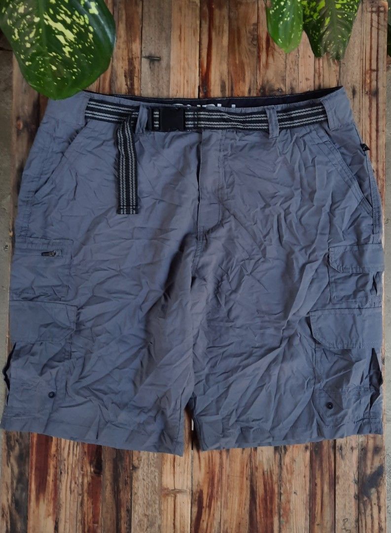 Denali store cargo shorts