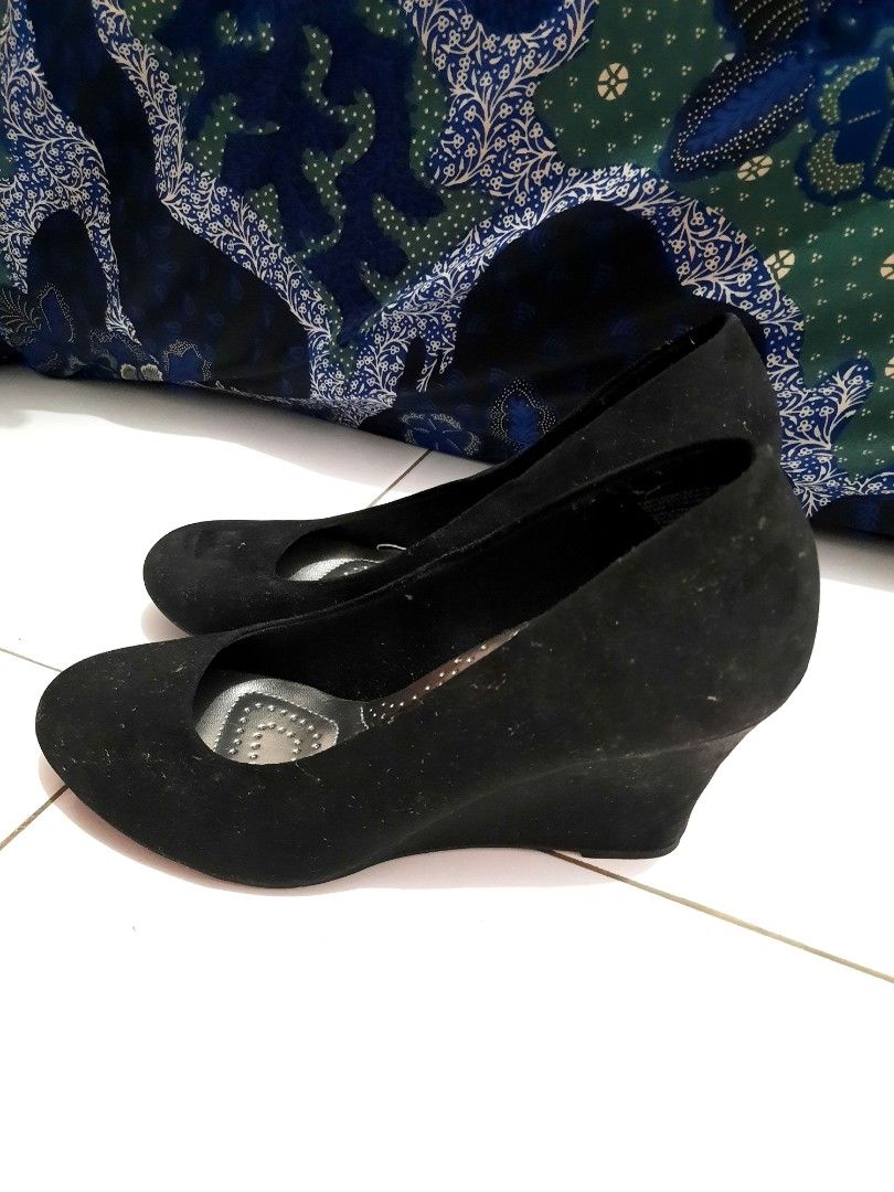 Dexflex comfort black wedge top