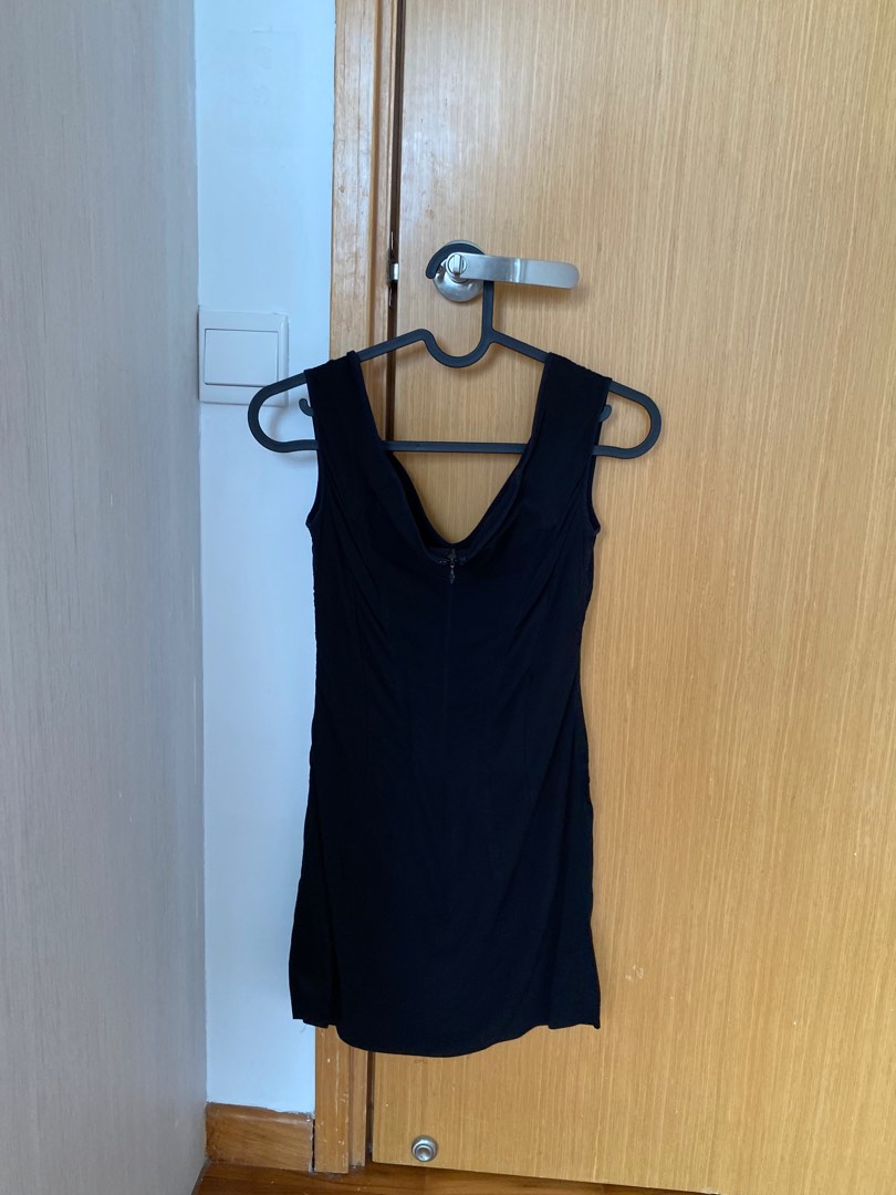 Dolce gabbana black mini dress, Women's Fashion, Dresses & Sets, Dresses on  Carousell