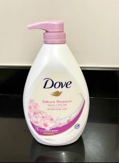 Dove body wash Sakura