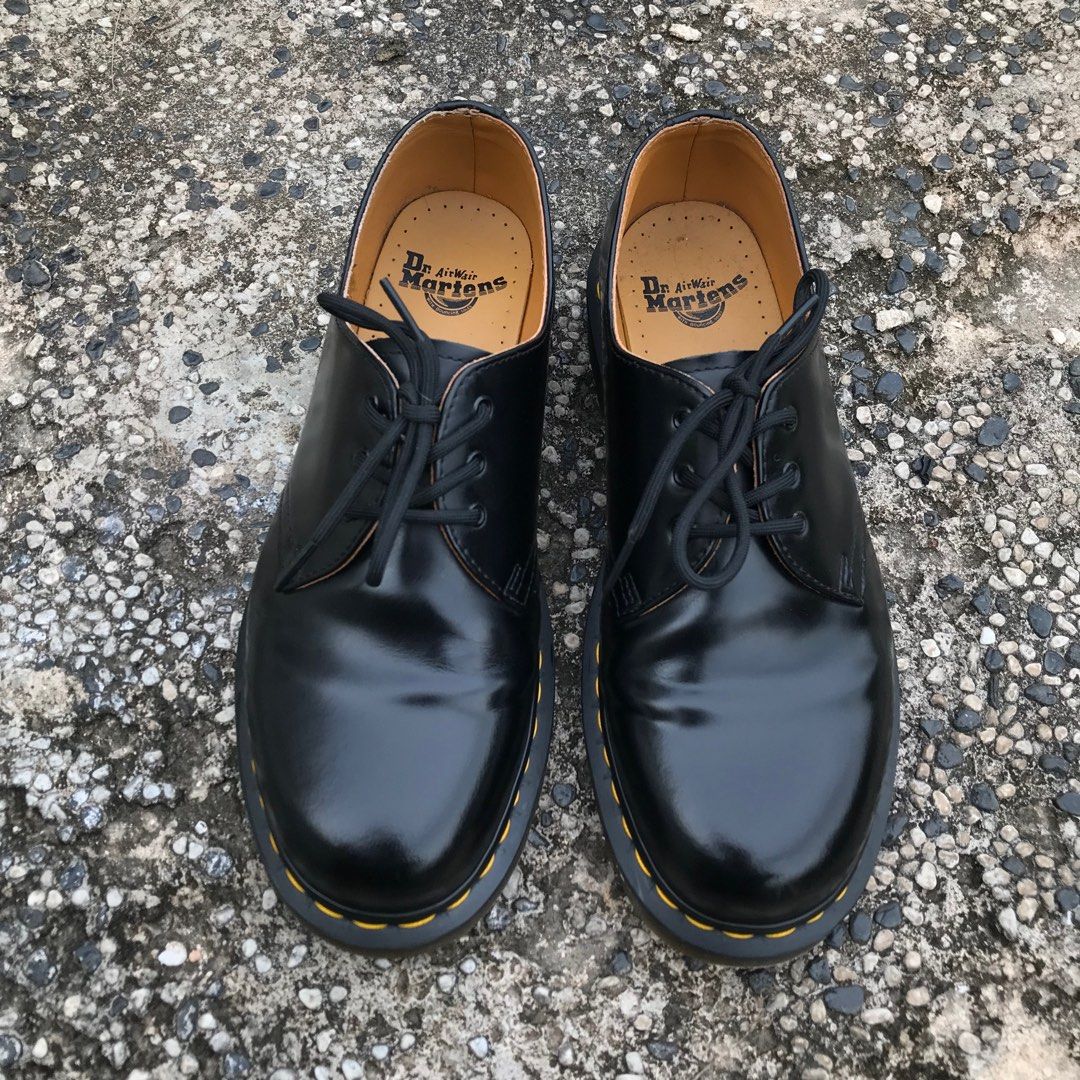 Dr martens 1461 black smooth, Fesyen Pria, Sepatu Sepatu Boot di