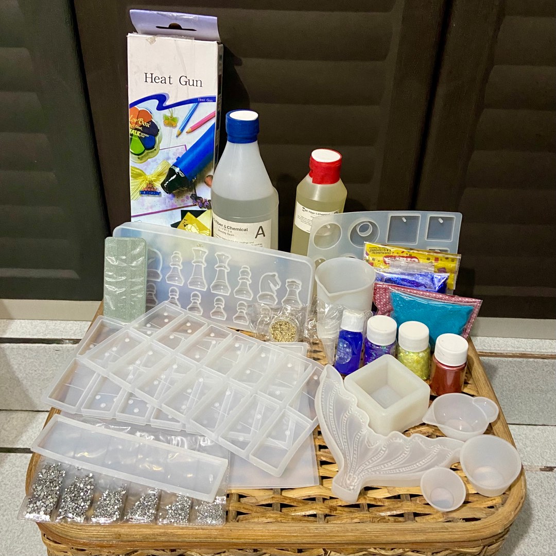 Epoxy Resin Set Hot Air Heater/Heat Gun, Silicone Molds, Mat & Cups