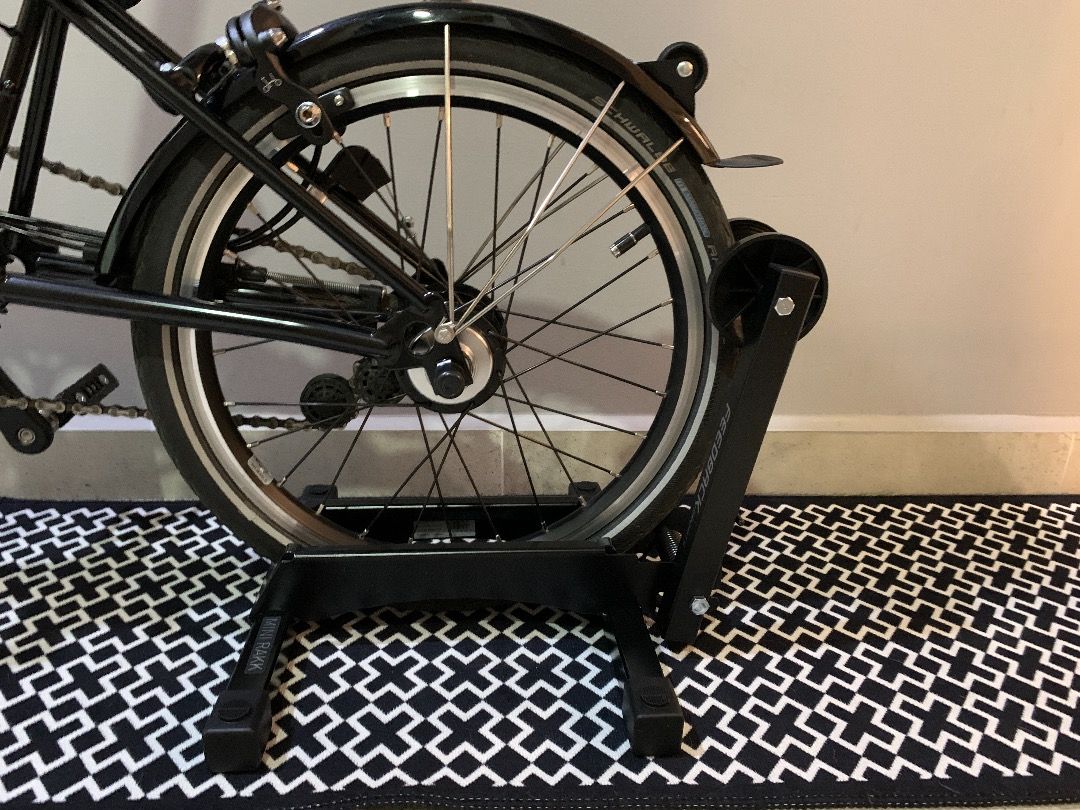 Bike stand for 20 inch wheels on sale