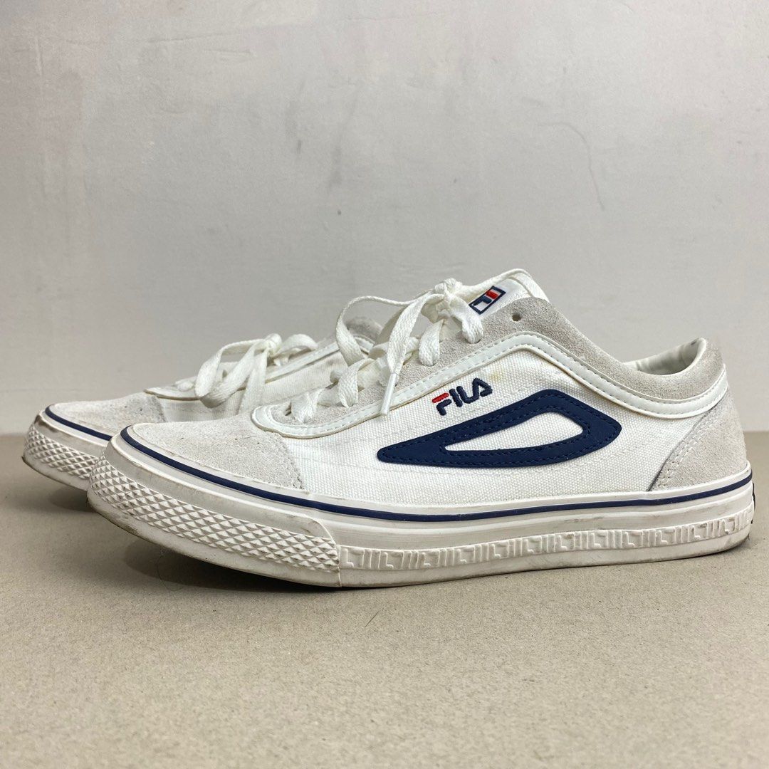 Fila best sale classic border
