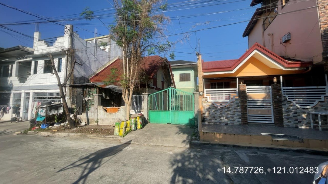 FORECLOSED house and lot DOLMAR GOLDEN HILLS PHASE 2, TURQUOISE STREET