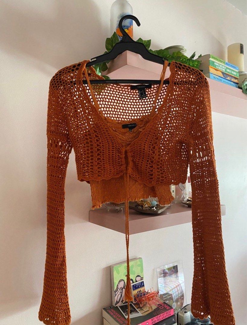 FOREVER 21 Y2K RUSTIC COTTAGE CORE SET (Category: Longsleeves) located in Manila. Submitted by shopblank (Listing ID 1225031063, Image 1). Description: Super nice!! 🧡 Worn once during Arctic Monkeys concert Crochet flared long sleeves top - Small on Tag Ruched Sleeveless Top- Medium on Tag Both can fit S-M :).