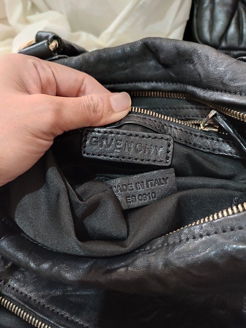 Givenchy es 0910 store