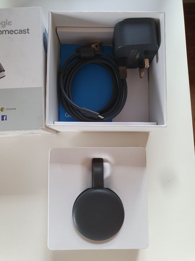 Google Chromecast 3rd Gen, with 3pin UK/SG power adapter, TV & Home
